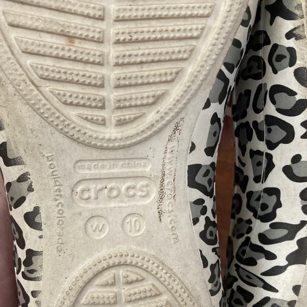 Crocs Leopard Print Women's Flats 10W